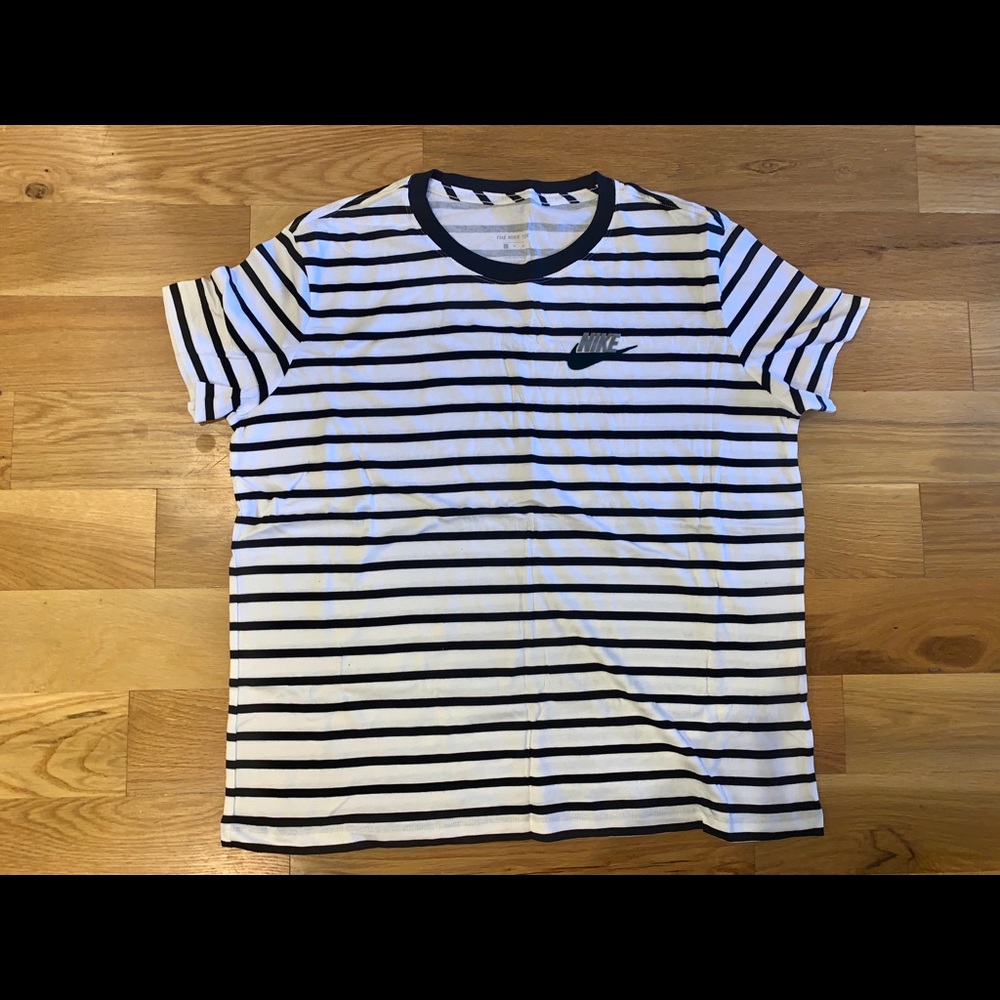 Women’s Nike Cotton T-Shirt